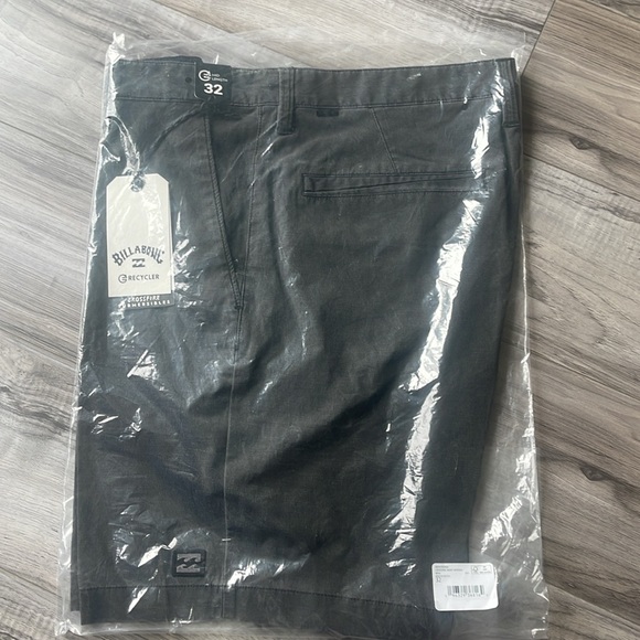 Billabong Crossfire Wave Washed 18" Hybrid Submersible Shorts new! - Picture 6 of 7